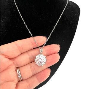 Elegant Silver Pendant Necklace
